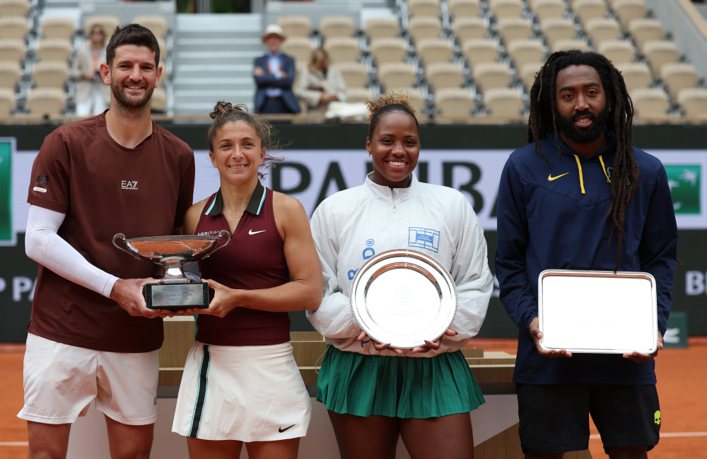 法国网球队完胜意大利网球队,瓦林卡爆发神勇的简单介绍 法国网球队完胜意大利网球队,瓦林卡爆发神勇的简单介绍