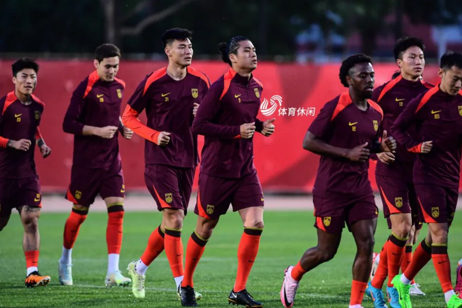 关于毛里西奥队豪取关键胜利,士气高涨的信息 关于毛里西奥队豪取关键胜利,士气高涨的信息