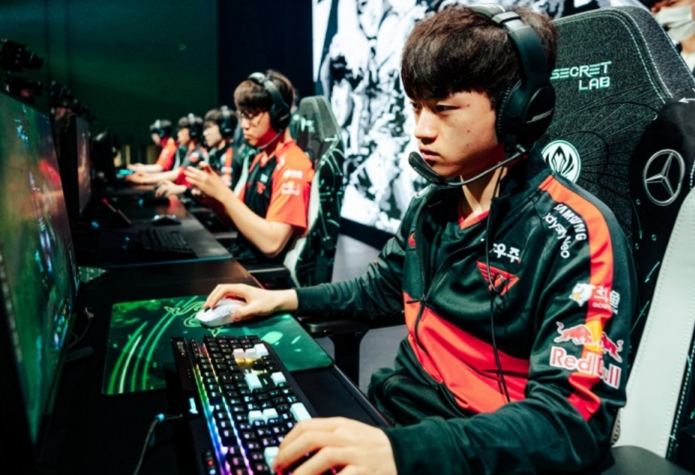 开云体育官方网站-BRO爆冷GEN,Keria统治全场