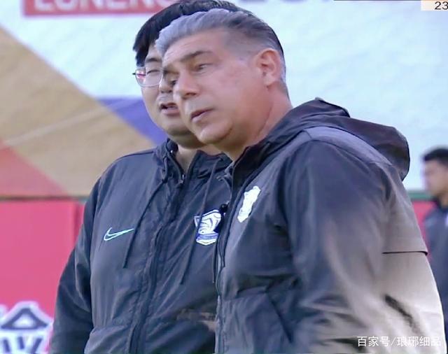 开云体育官网-关于国家队缺兵少将难获佳绩,教练下课风波的信息