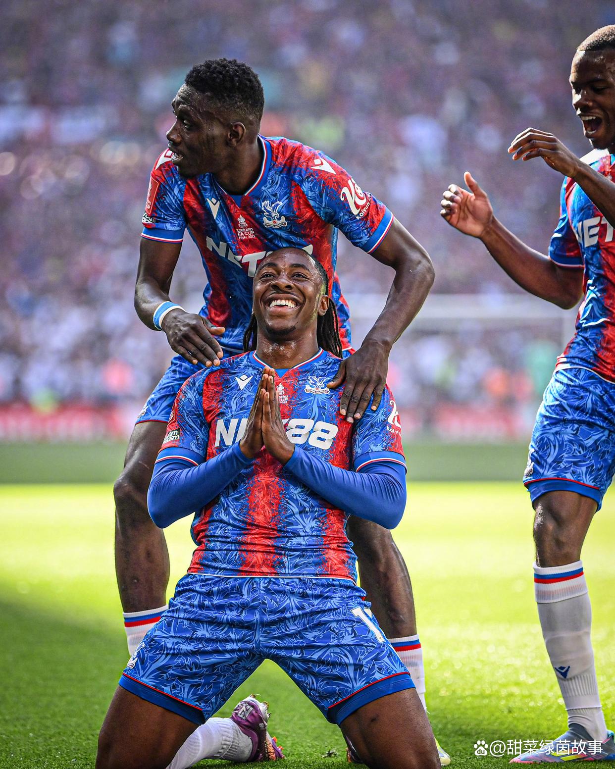 关于水晶宫大比分获胜,士气高涨的信息 关于水晶宫大比分获胜,士气高涨的信息