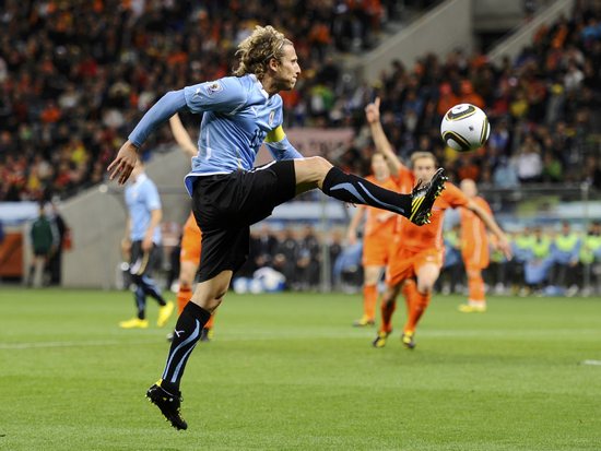 开云体育登录-风暴队在场上展现了强大的控球技术的简单介绍