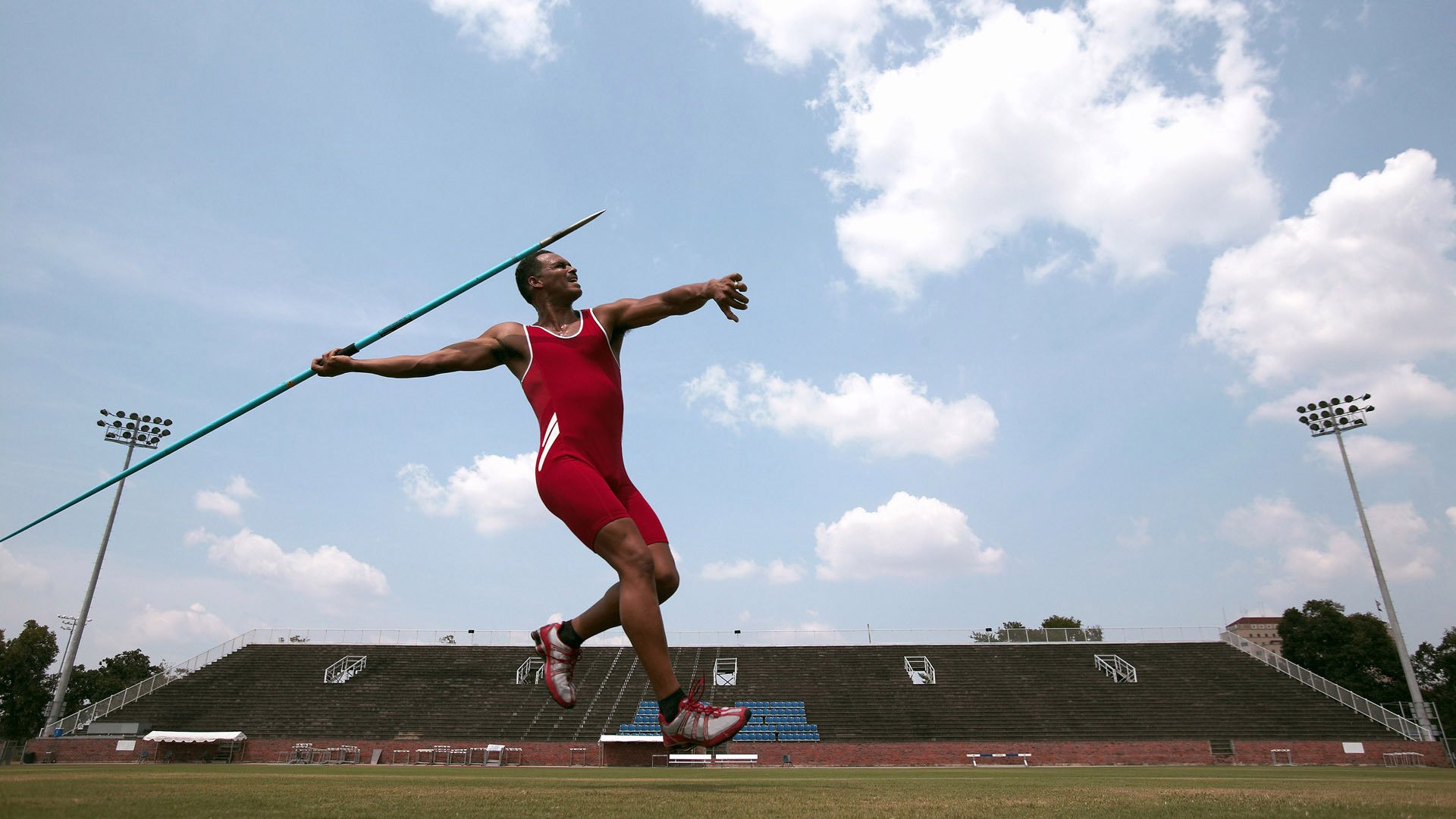 开云足球直播-卡塞米罗一锤定音，爱尔兰爆冷秘鲁背后的战术革命