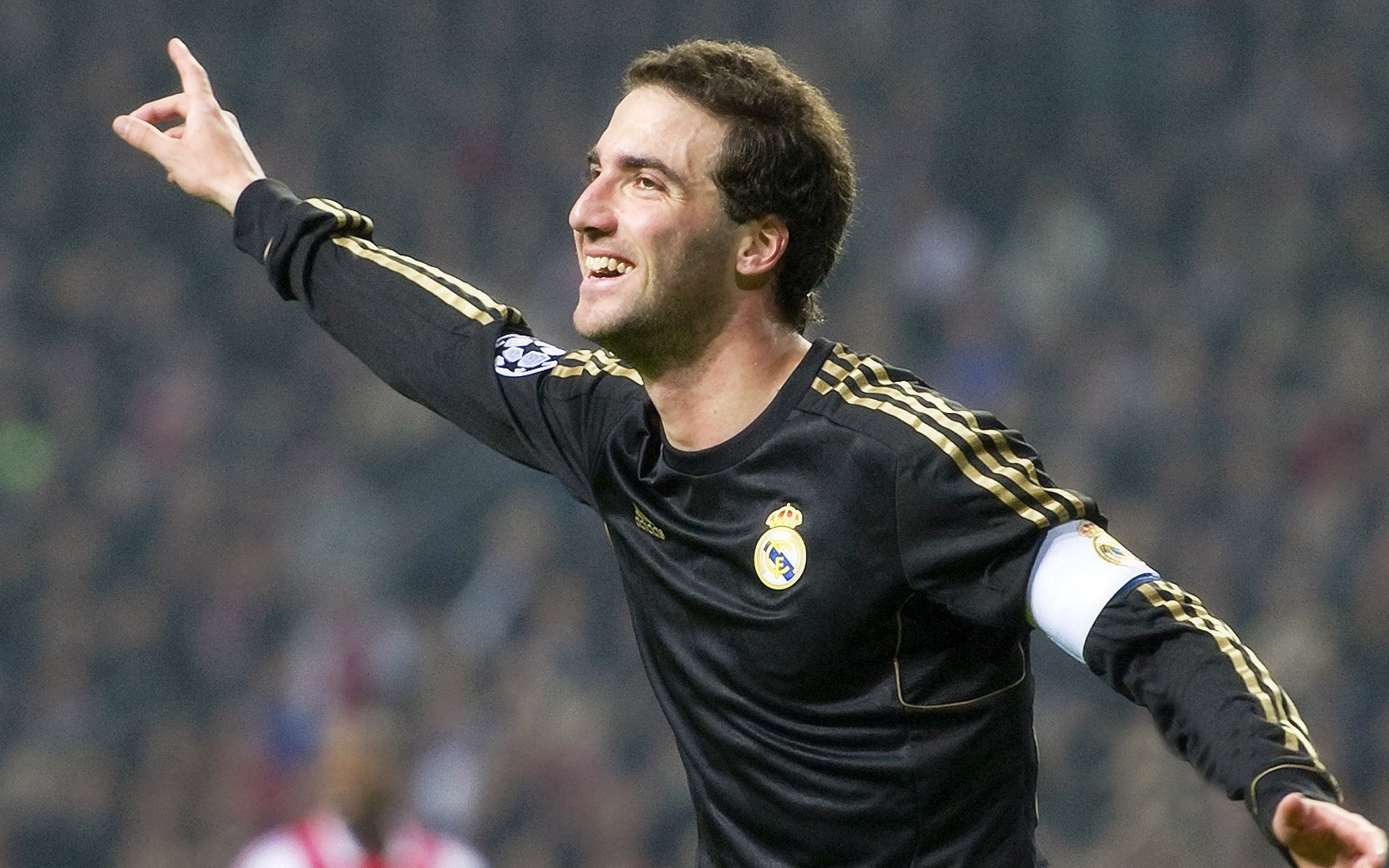 魔术制霸骑士,利拉德成为关键先生